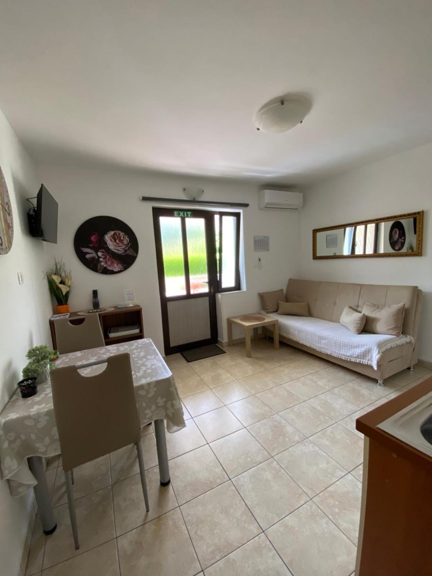 Apartments Anna III 巴斯卡 外观 照片